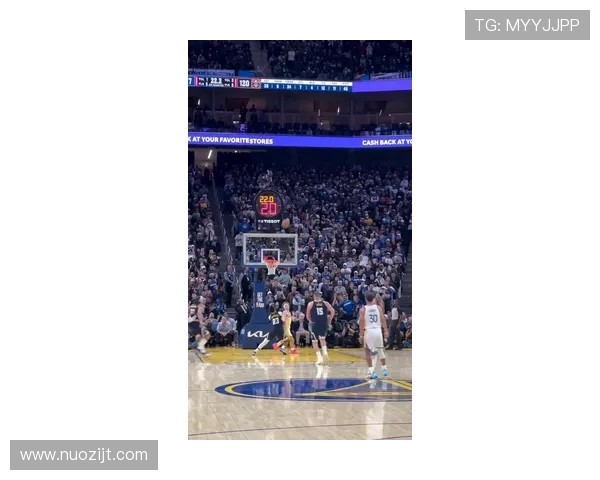 库里压哨超远三分惊天绝平全场沸腾球迷狂欢热搜瞬间爆炸